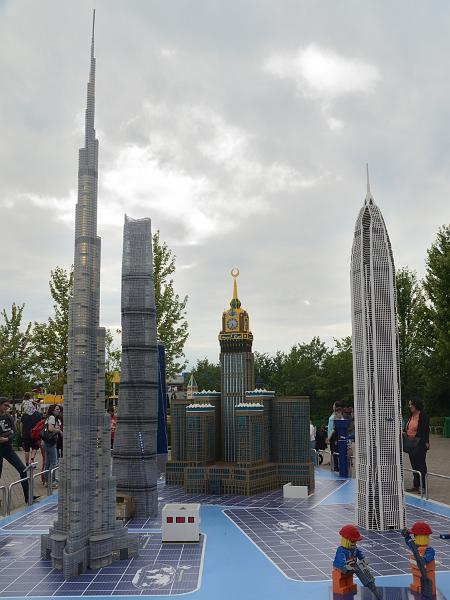schwarz085.jpg - Legoland