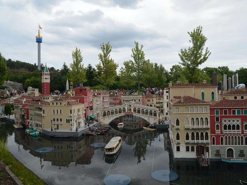 schwarz095.jpg - Legoland