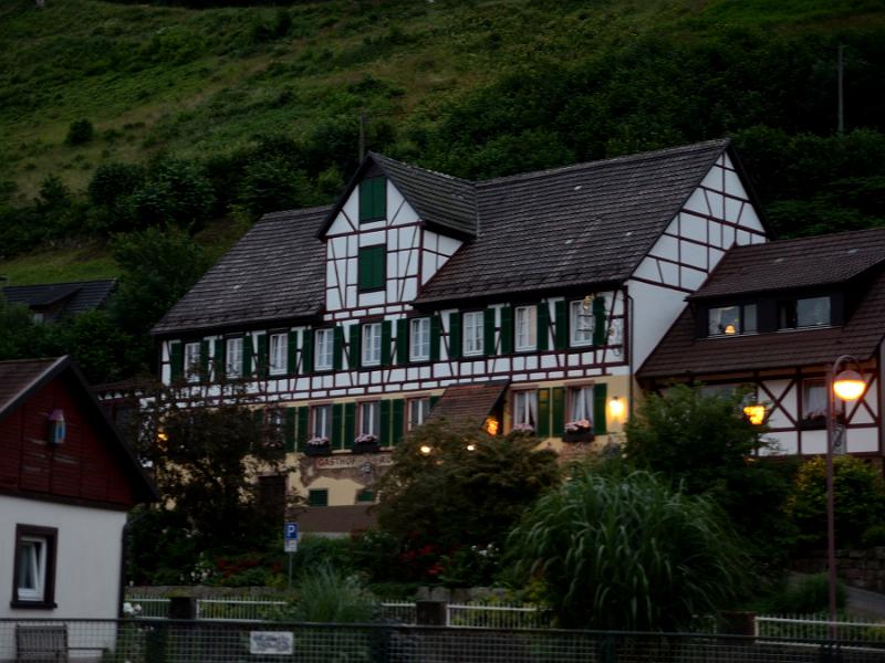 schwarz111.jpg - Schiltach in evening