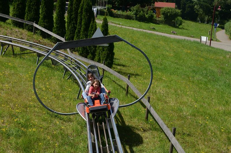schwarz130.jpg - Sommerrodelbahn in Gutach