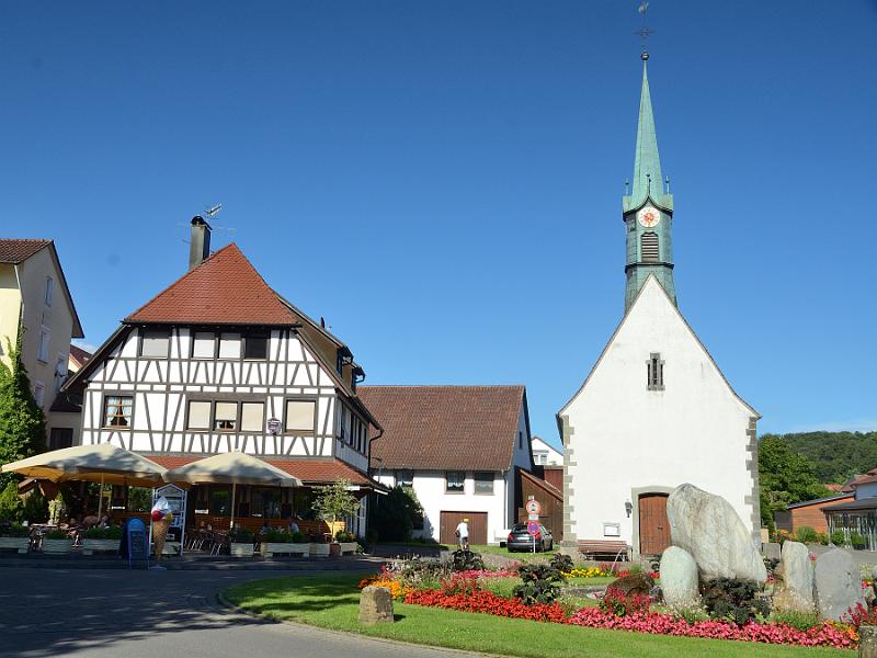 schwarz220.jpg - A village of Unteruhldingen on the northwestern shore of Bodensee