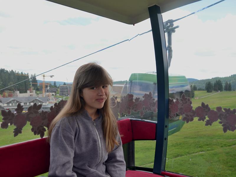 schwarz259.jpg - Cable car to the Feldberg Mountain