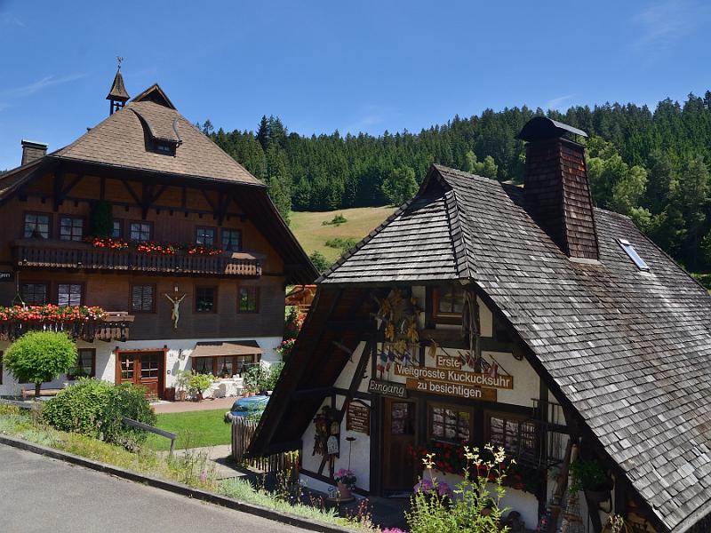 schwarz359.jpg - Cuckoo clocks in Schonach
