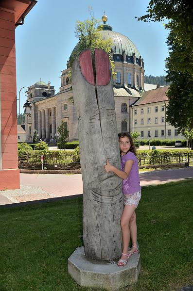 schwarz456.jpg - A sculpture in front of St Blasien Dom