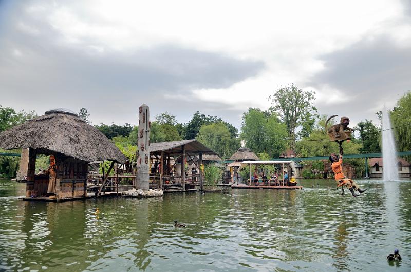 schwarz498.jpg - Europa-Park