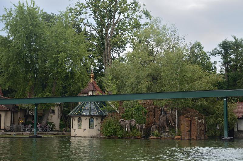 schwarz500.jpg - Europa-Park