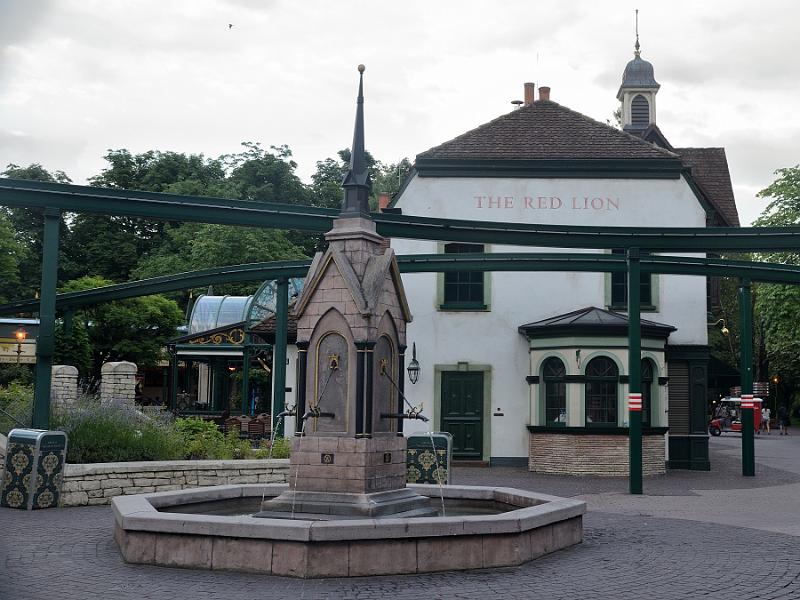 schwarz520.jpg - Europa-Park