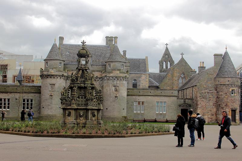 scotland007.JPG - Edinburgh, Palace of Holyroodhouse