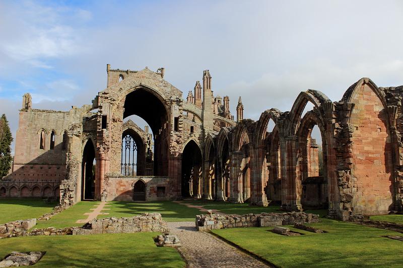 scotland051.JPG - Melrose Abbey 