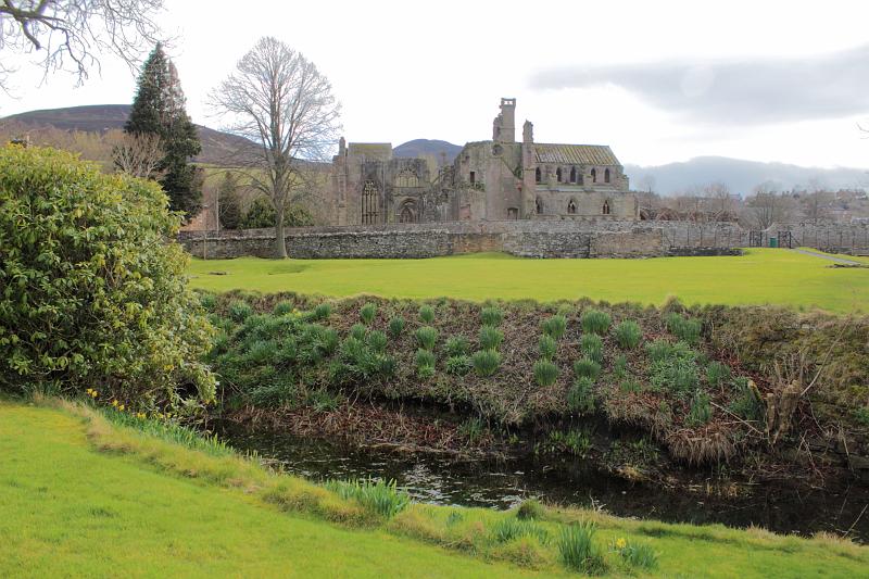 scotland064.JPG - Melrose Abbey 