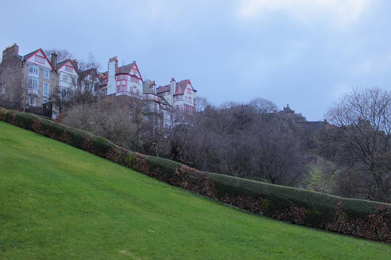scotland079.JPG - View from Princes Street Gardens