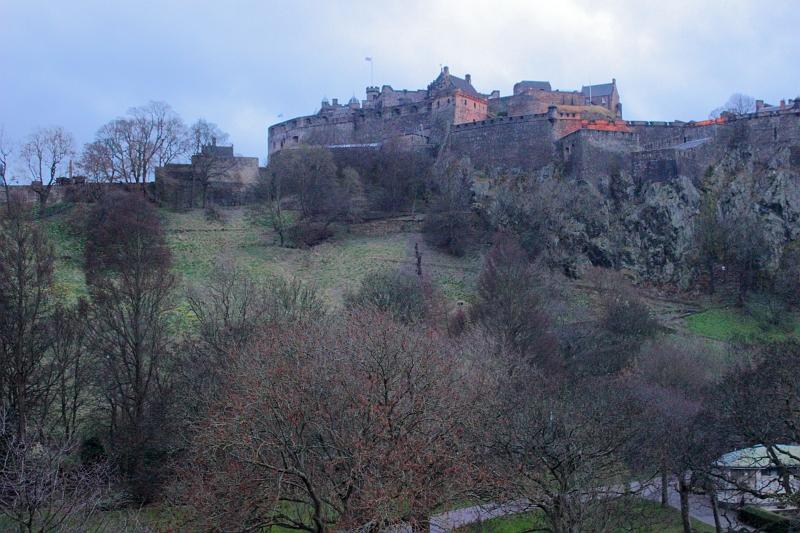 scotland084.JPG - View from Princes Street Gardens
