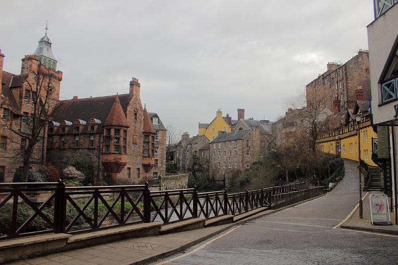 scotland090.JPG - Well Court in the Dean Village, Edinburgh