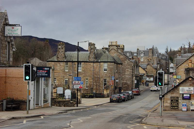 scotland097.JPG - Town of Pitlochry 