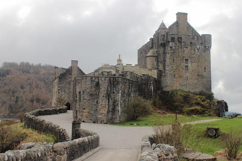 scotland174.JPG - Eilean Donan Castle 