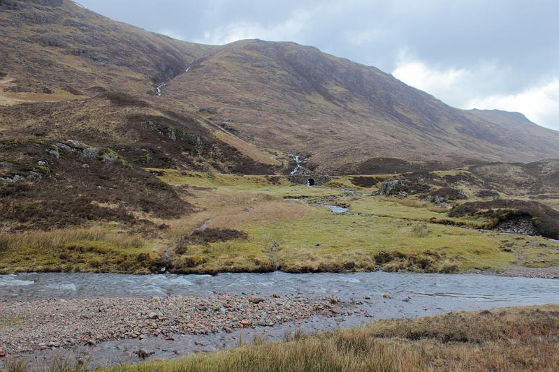 scotland232.JPG - Glencoe national park near Three Sisters mountain