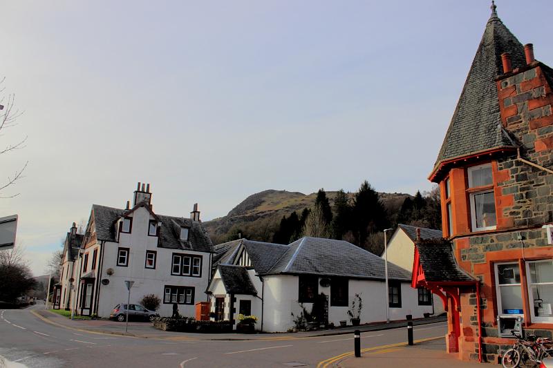 scotland252.JPG - Aberfoyle Town Centre, Trossachs