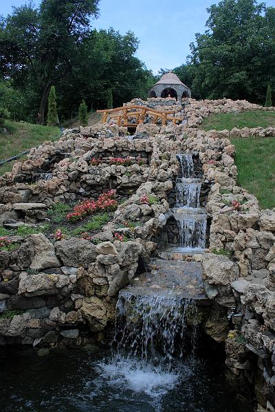 serbia8564.JPG - Velika Remeta Monastery, Frushka Gora