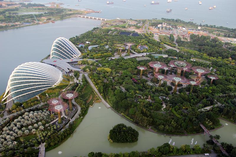 singapore073.JPG - View from the Marina Bay Bar