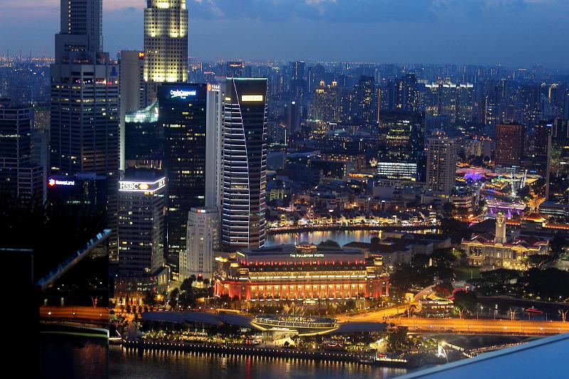 singapore076.JPG - View from the Marina Bay Bar
