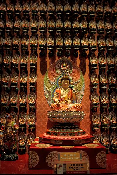 singapore168.JPG - Budda Tooth Relic Temple