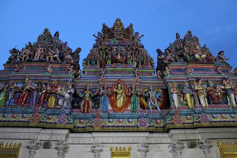 singapore221.JPG - Little India - Sri Veeramakaliamman Temple