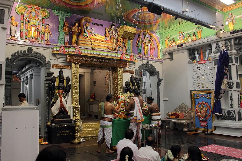 singapore234.JPG - Sri Srinivasa Perumal Temple Little India - Sri Srinivasa Perumal Temple 