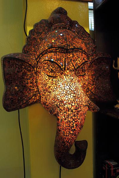 singapore275.JPG - Little India - Sakya Muni Buddha Gaya Temple 