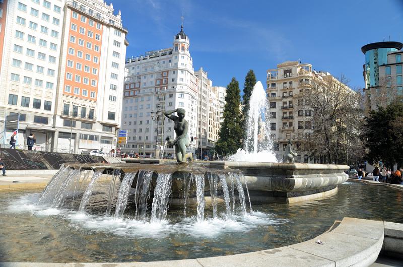 spain0010.jpg - Plaza de Espana