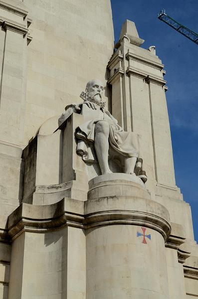 spain0011.jpg - Plaza de Espana, Miguel de Cervantes Monument, Statues of Don Quixote and Sancho Panza