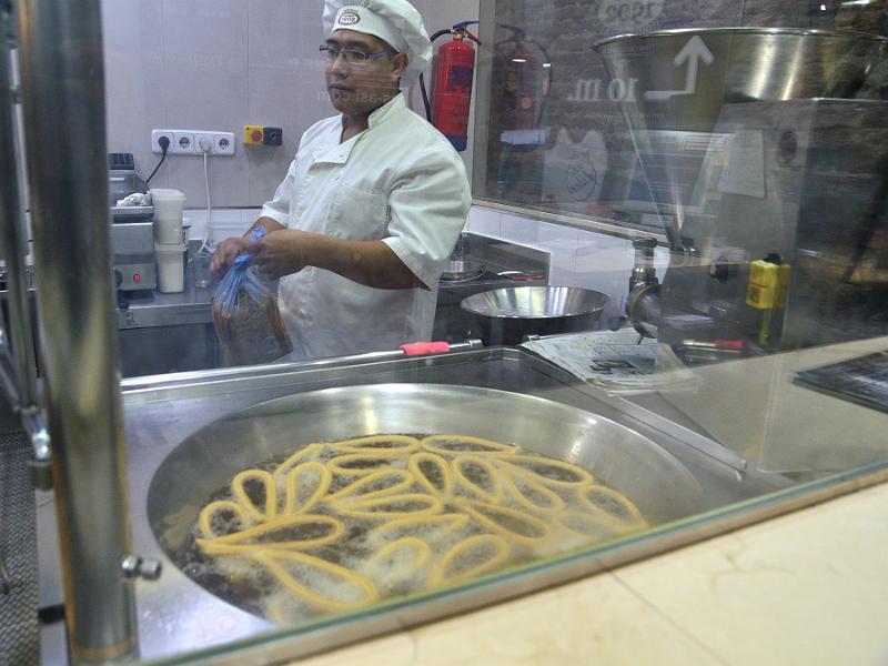 spain0031.jpg - Churreria - chocolateria