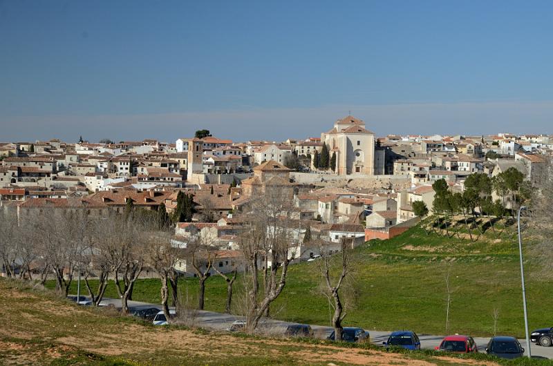 spain0055.jpg - View of Chinchon from the Castle