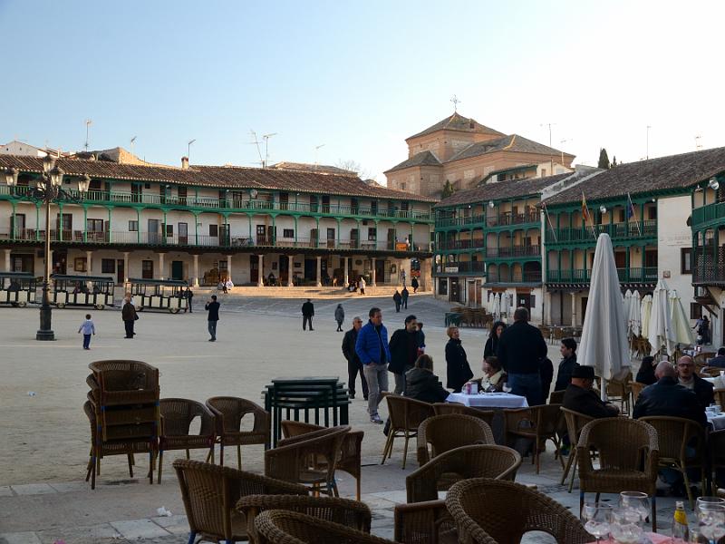 spain0066.jpg - Chinchon, Plaza Mayor