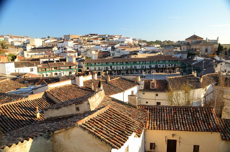 spain0069.jpg - View on Chinchon and Plaza Mayor