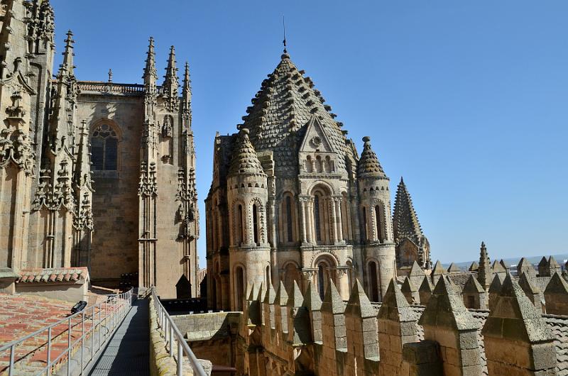 spain0133.jpg - The Cathedral of Salamanca