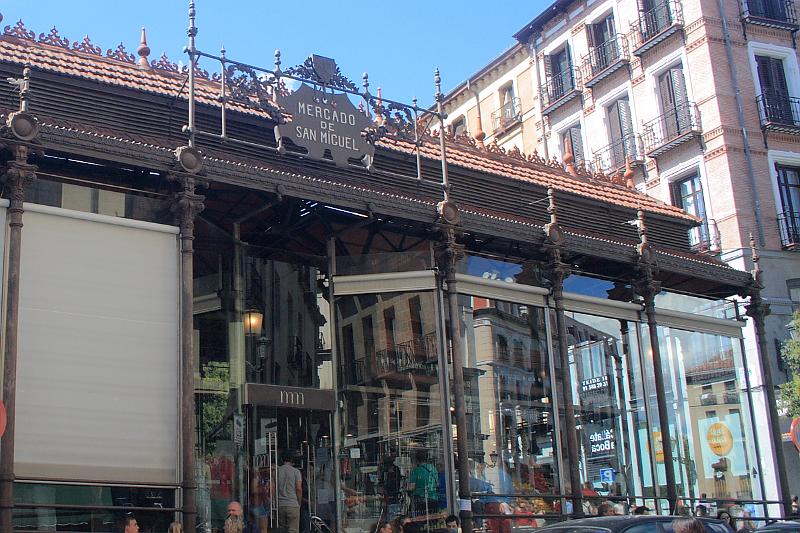 spain0078.JPG - Food Market, Madrid
