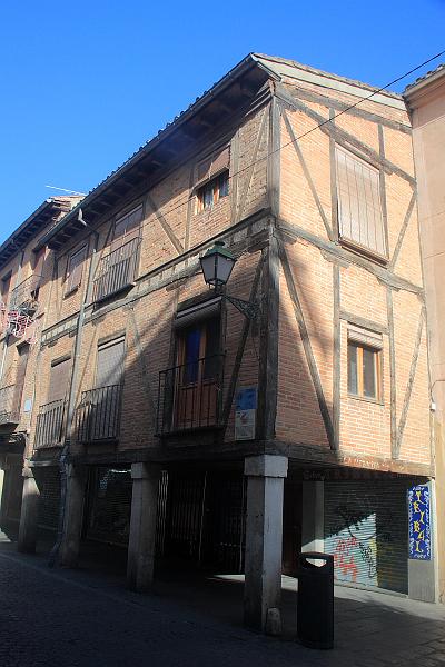 spain0085.JPG - The Jewish Quarter in Alcala de Henares