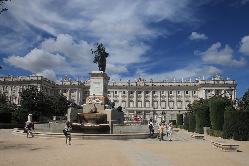 spain0117.JPG - Royal Palace of Madrid