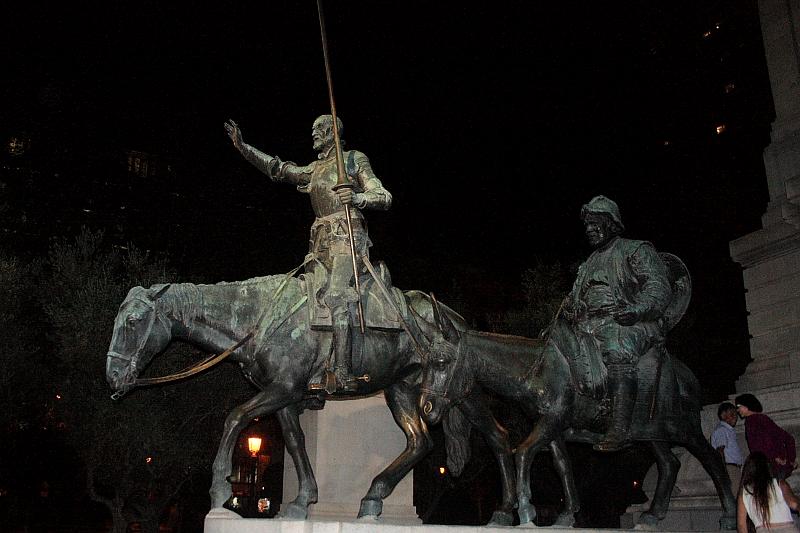 spain0139.JPG - Monument of Miguel de Cervantes on Plaza de Espana 