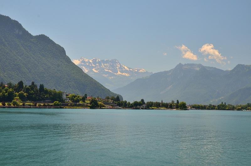 switz090.jpg - Lake Geneva from the Chillon Castle 