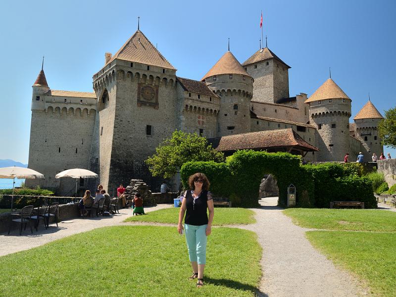 switz106.jpg - The Chillon Castle in Montreux