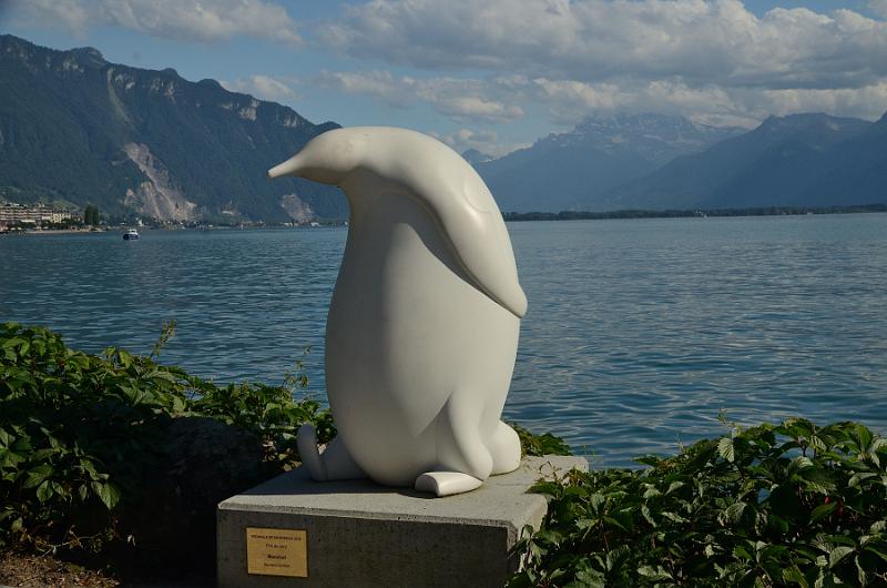 switz121.jpg - Montreux promenade