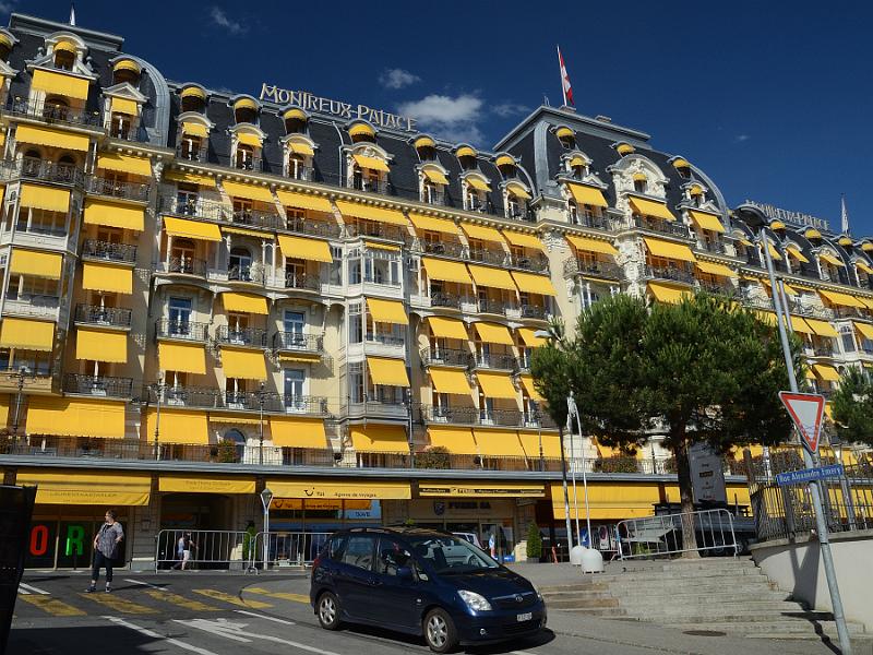 switz122.jpg - Montreux Palace