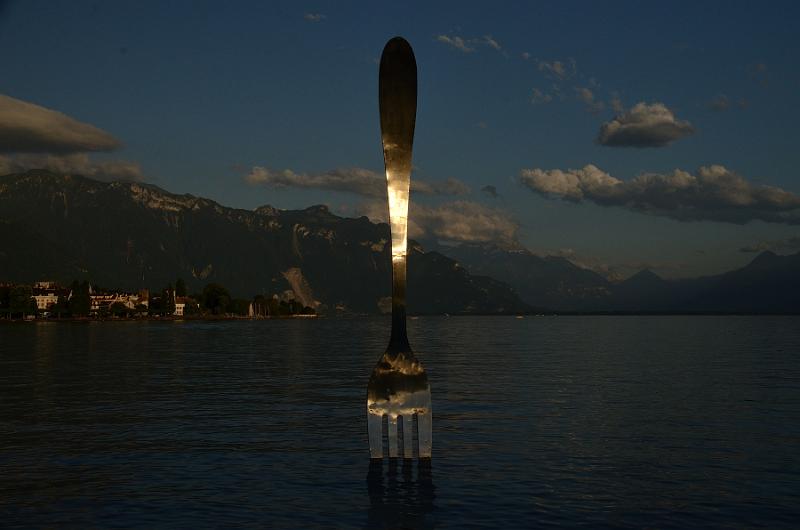 switz139.jpg - Vevey Fork and Lake Geneva