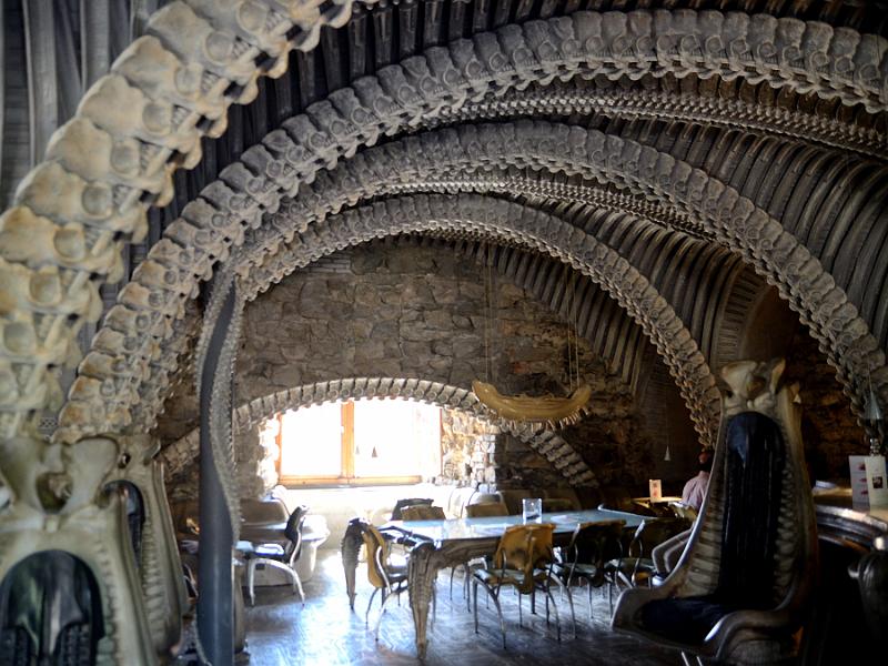 switz176.jpg - Giger's bar
