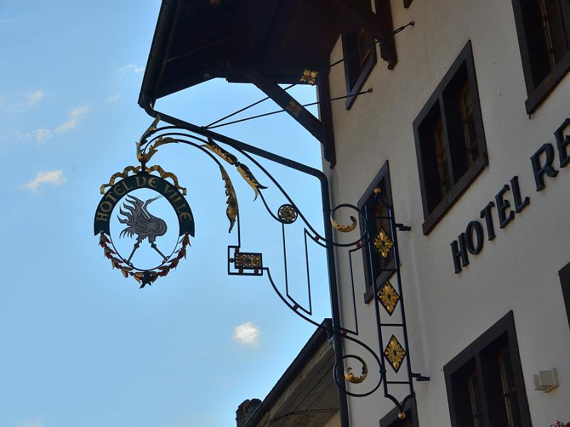 switz195.jpg - Crane, symbol of Gruyères
