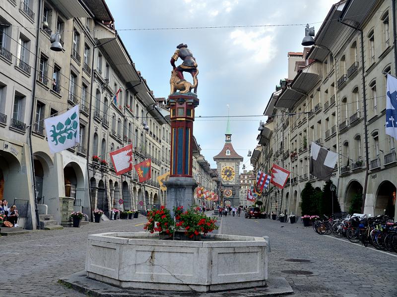 switz255.jpg - Samson fountain in Kramgasse street in old city center of Bern