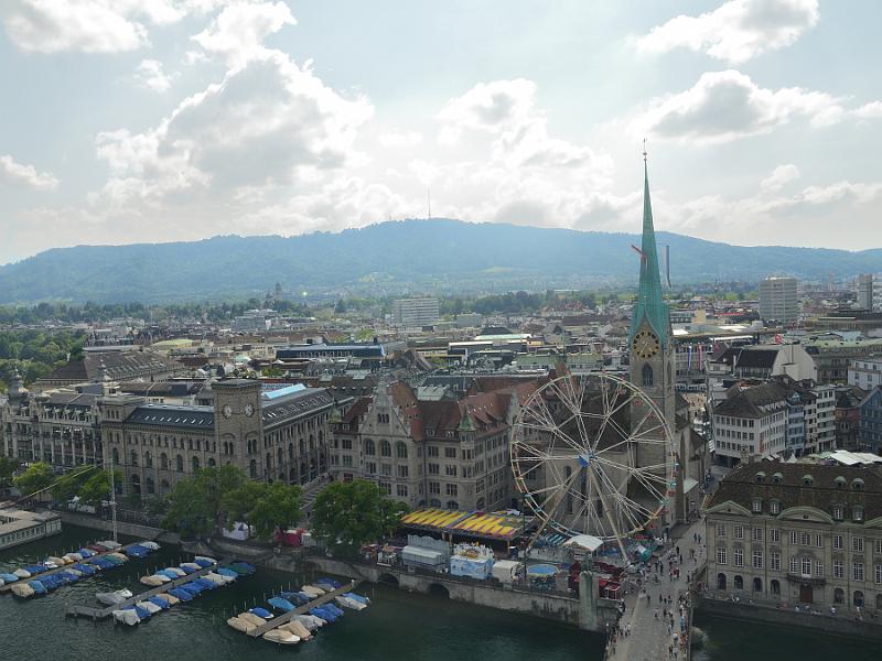 switz295.jpg - View of Zurich from the tower of Grossmuenster church