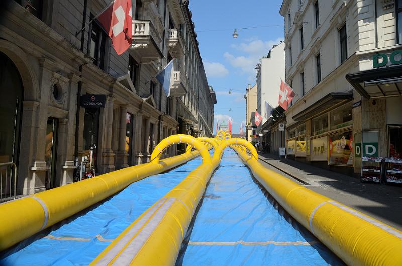 switz307.jpg - Street in Zurich during summer festival