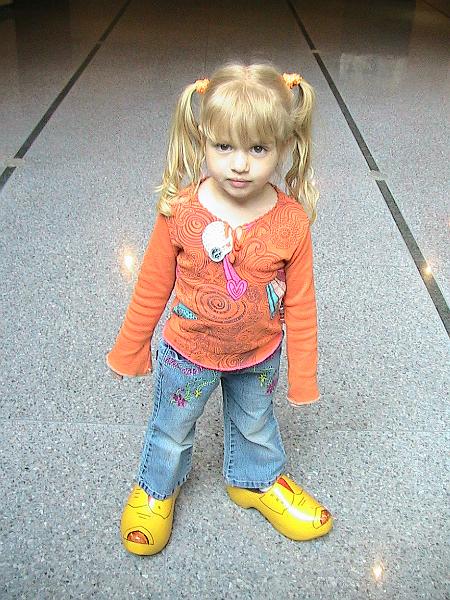 IMG_1554.jpg - Shoes' Museum